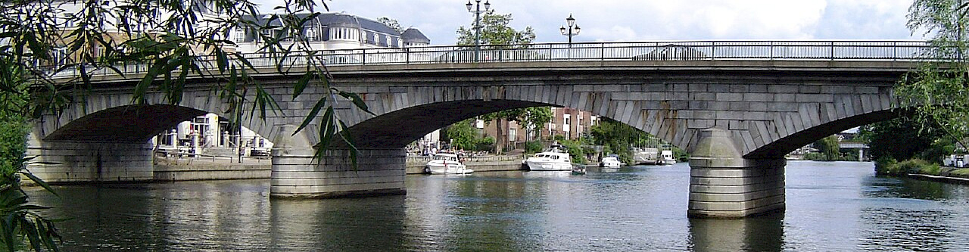 Staines-upon-Thames Photo